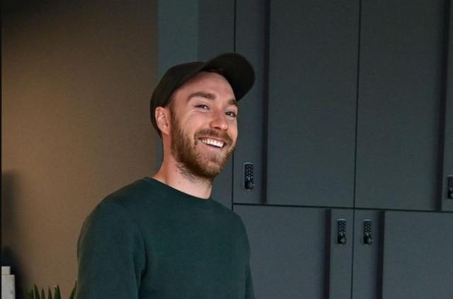 开云官方网站-爱神回归有望：布伦特福德达协议 得先跨过体检关