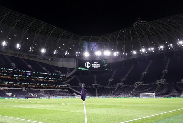 开云官方网站-英超再次被疫情笼罩，热刺欠下大波比赛怎么还？